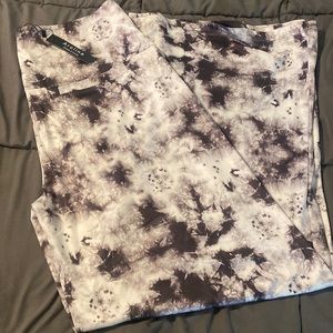 Women’s Brand New Size XL Wide Leg Palazzo Pants

92% Polyester 8% Spandex